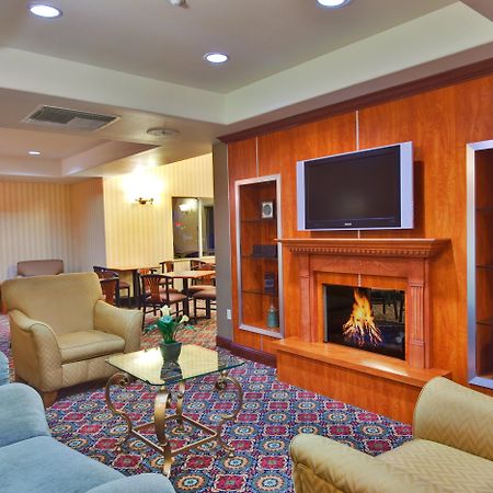 Holiday Inn Express Hotel & Suites Ontario Airport-Mills Mall By Ihg Ранчо Кукамонга Екстериор снимка